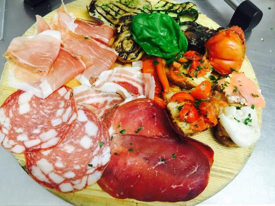 Pizzeria L'Apizza Mi Scialaiu